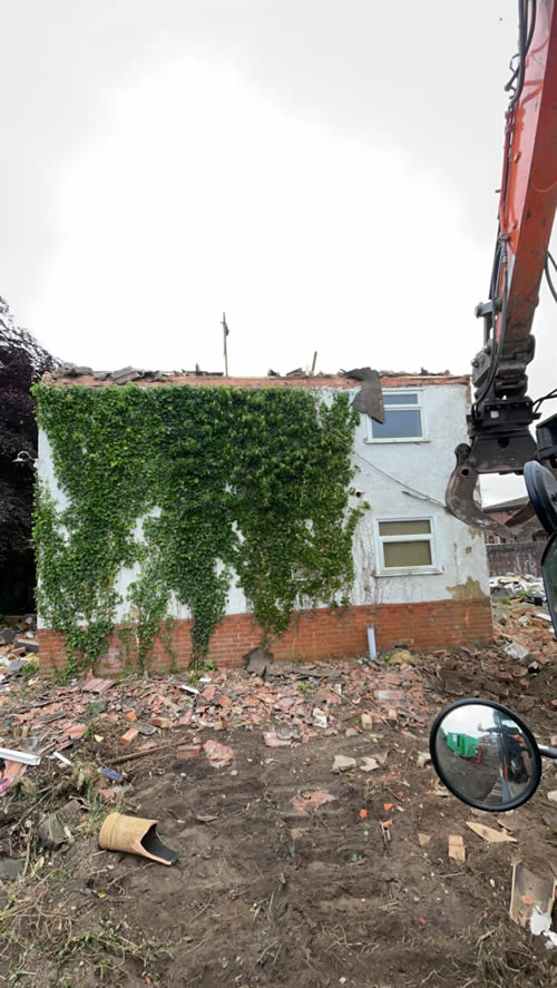 Bens Demolition Division photo no. 4